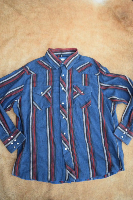 Wrangler red and blue pearl snap