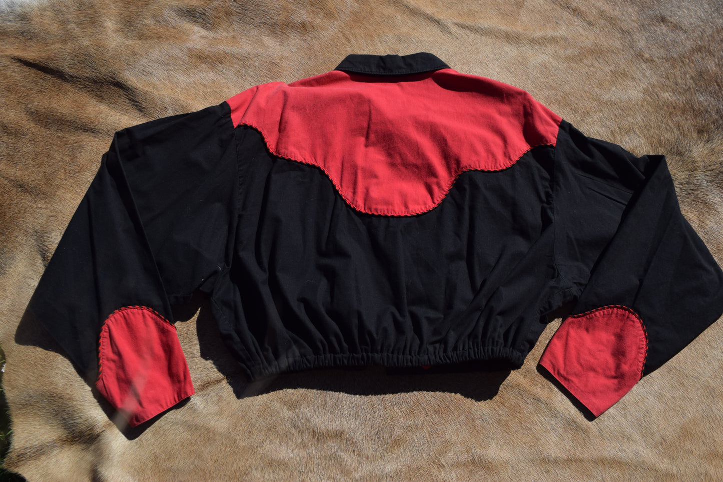 Vintage Rockies Red & Black Crop