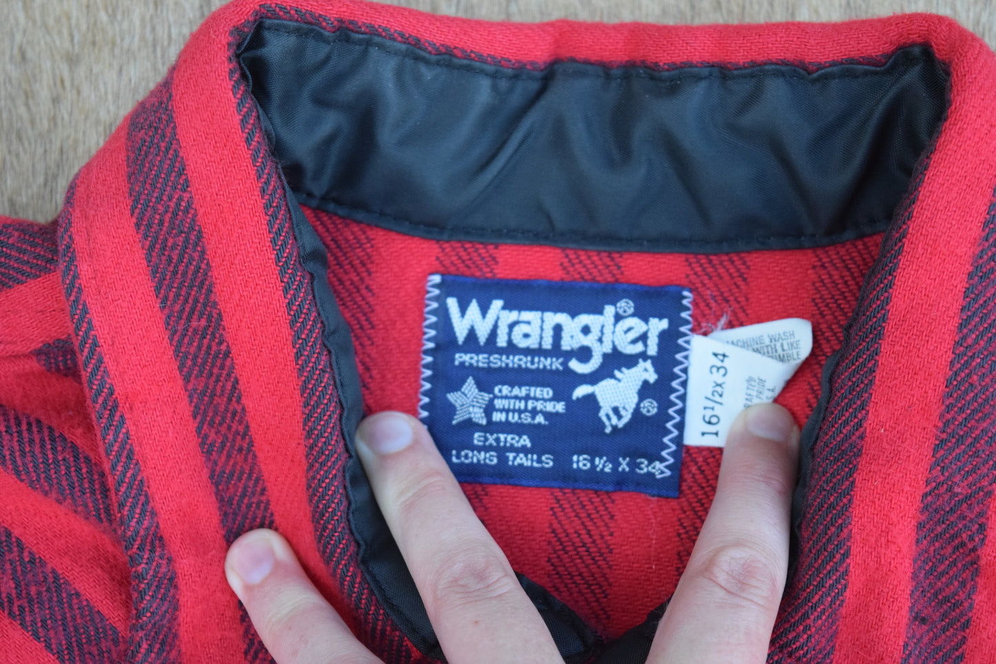 Wrangler red and Black pearl snap